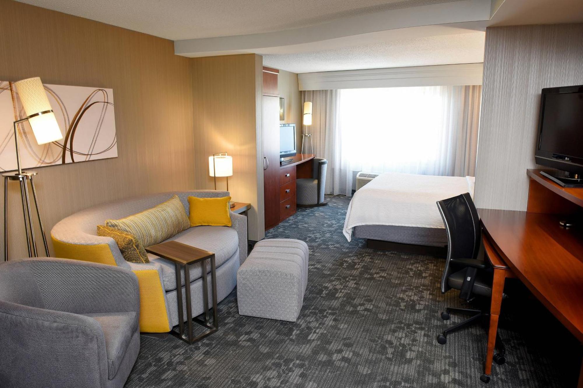 Courtyard By Marriott Sioux Falls Buitenkant foto