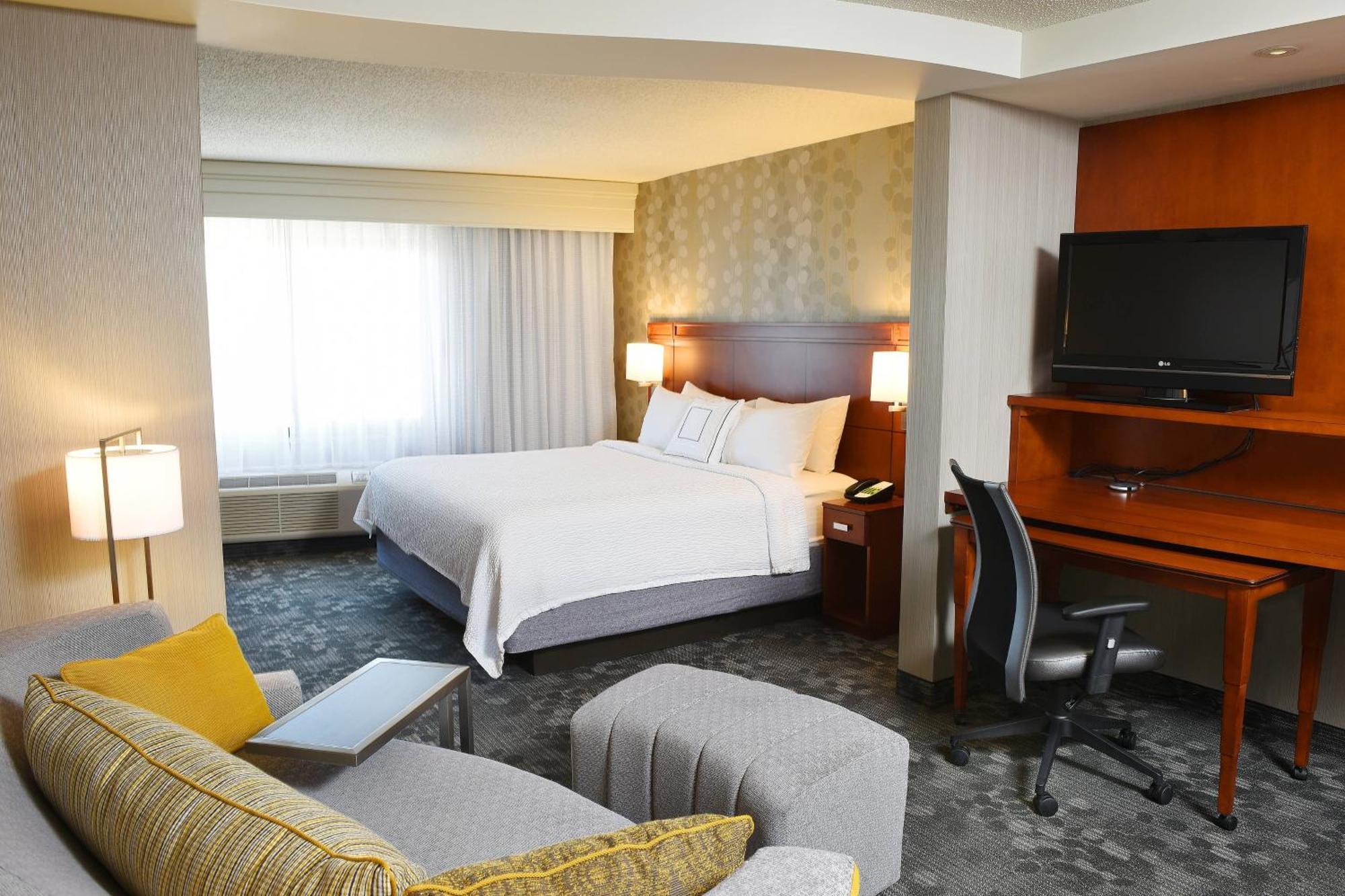 Courtyard By Marriott Sioux Falls Buitenkant foto